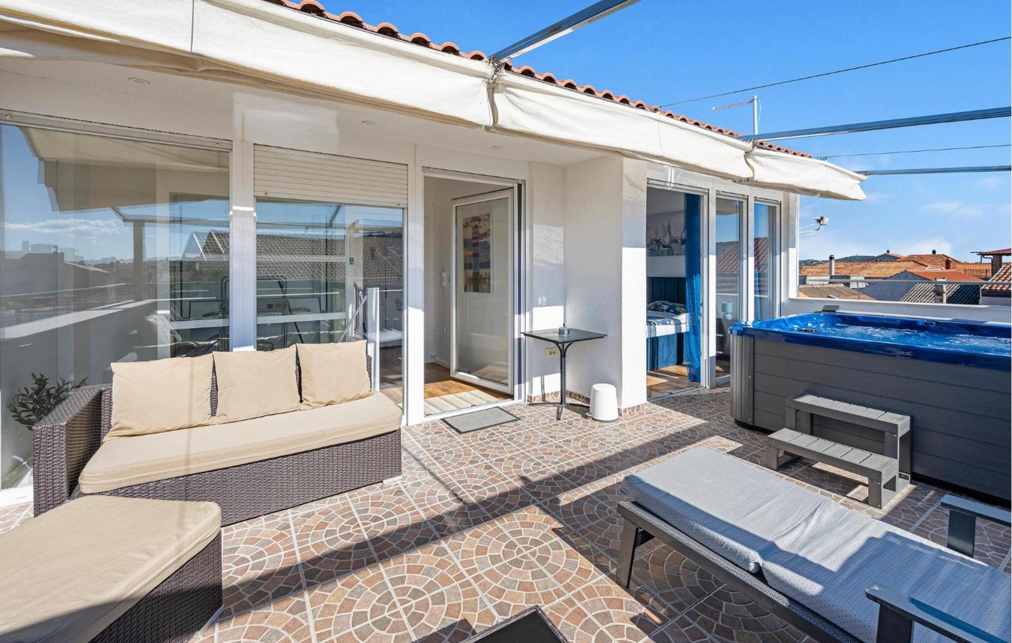 4 Bedroom Stunning Home In Murter Dış mekan fotoğraf