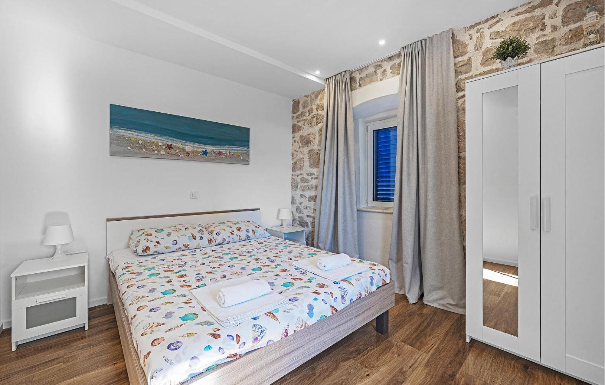 4 Bedroom Stunning Home In Murter Dış mekan fotoğraf